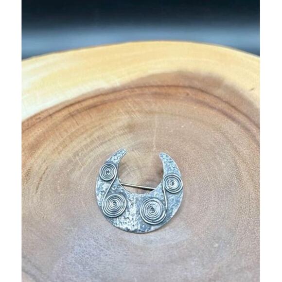 Vintage Silver Spiral Pin - Picture 2 of 5